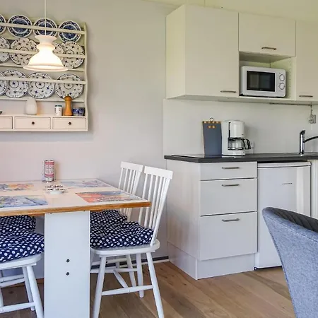 Awesome In With 1 Bedrooms, Wifi And Outdoor Swimming Pool Ferienhaus Allinge-Sandvig