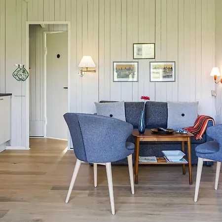 Awesome In With 1 Bedrooms, Wifi And Outdoor Swimming Pool *