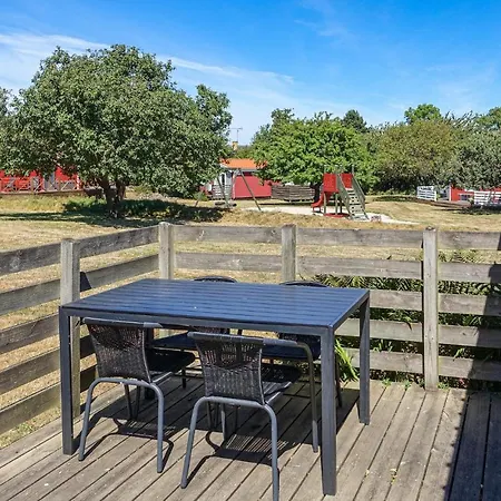 Awesome In With 1 Bedrooms, Wifi And Outdoor Swimming Pool Ferienhaus *